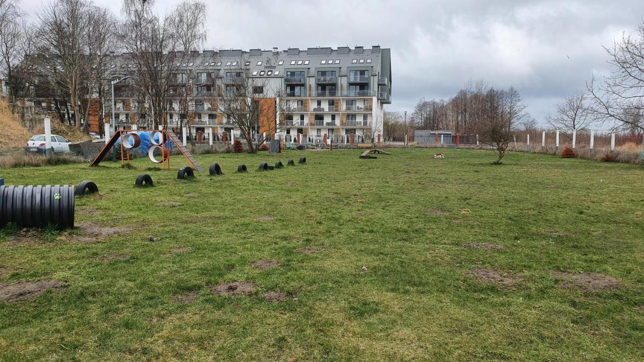 Apartament Z Widokiem, Osiedle Feniks โควอบเซก ภายนอก รูปภาพ