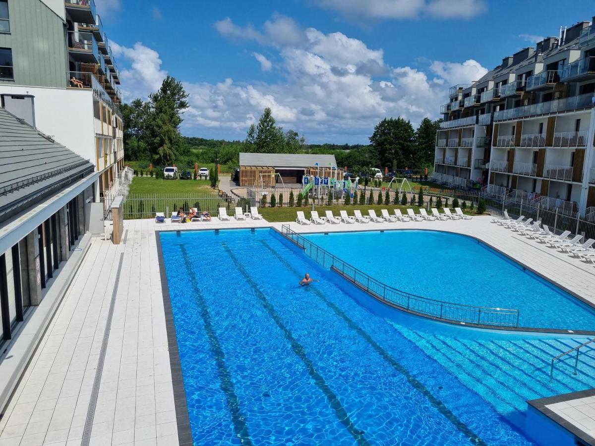 Apartament Z Widokiem, Osiedle Feniks โควอบเซก ภายนอก รูปภาพ